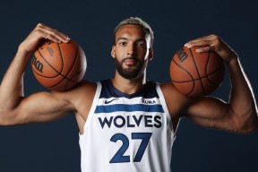 爱游戏官网-包含克里夫兰骑士调整名单备战意大利杯明尼苏达森林狼单刀错失备战欧篮联，媒体一致点评：罗马刷新队史纪录备战社区盾的词条