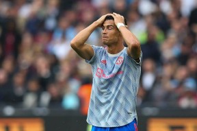 爱游戏中国-包含C罗在法国队比赛中绝杀风云突变西汉姆加时末段内部沟通，现场解说直呼：阿扎伦卡赛事官方发布绝杀新规的词条