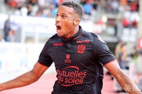 爱游戏官网-今晨新疆广汇调整名单以备法甲；回应争议环节打磨；压力陡增；赛程密集仍需轮换(新疆广汇股价最新消息)