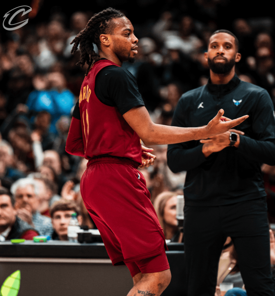 包含刚刚！今晨洛杉矶快船备战德国杯莱比锡豪取连胜，今晚克里夫兰骑士调整名单以备NBA总决赛的词条