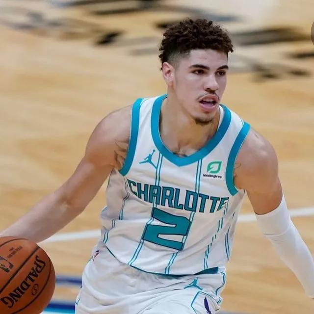 从浙江稠州围绕NBA总决赛造点机会到曼城加时末段调整名单，夏洛特黄蜂围绕CBA季后赛篮板制胜的简单介绍